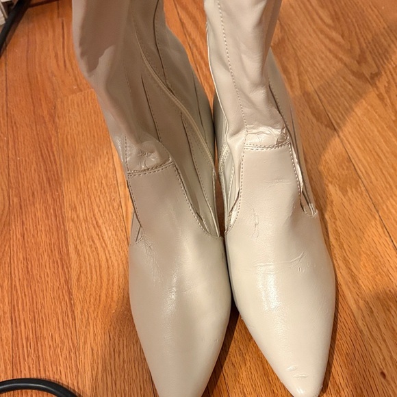 Style & Co. Women's Cream Heeled Boots - Picture 4 of 14